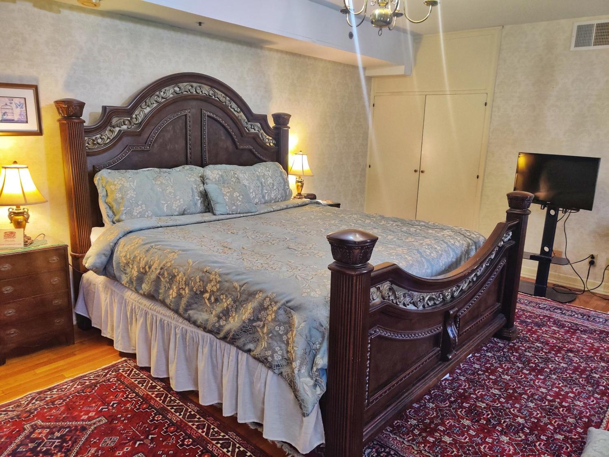 Montague Inn Bed & Breakfast Saginaw Extérieur photo